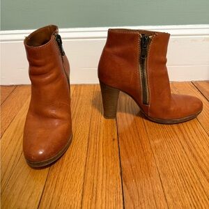 Madewell 1937 Cognac Leather Booties
